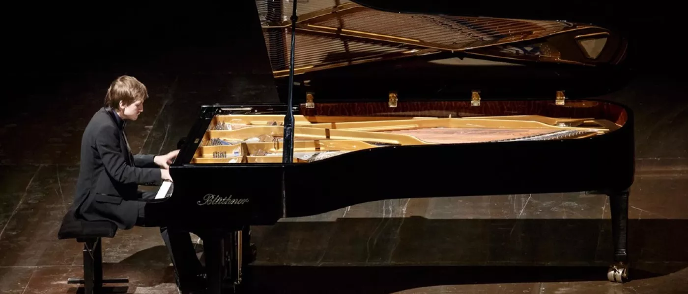 DMC -  Le pianiste Dmitry Masleev remplace Behzod Abduraimov le 27 février 2020