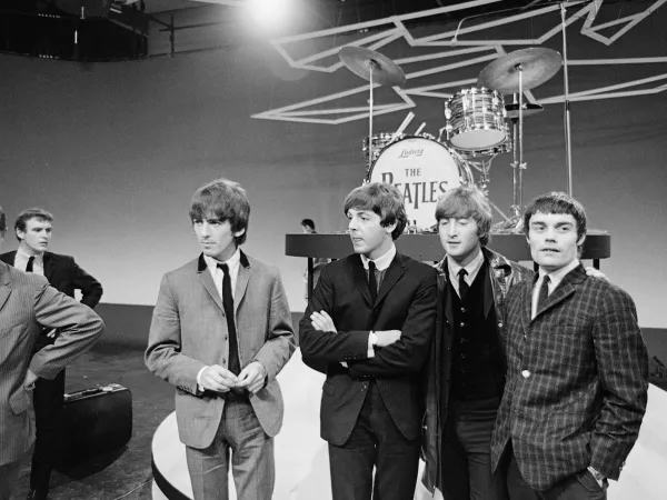 France Culture // L’Angleterre en musique dès le 3 février : Les Beatles dans La Compagnie des œuvres. Dossier spécial de Juke-Box « Brexit music : l’héritage britannique»