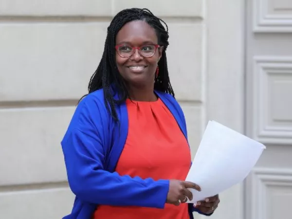 France Culture - Lundi 4 novembre dès 7h40 - Présidence Macron, bilan à mi-mandat - Sibeth Ndiaye, Secrétaire d'Etat auprès du premier ministre, porte-parole du gouvernement, invitée de Guillaume Erner