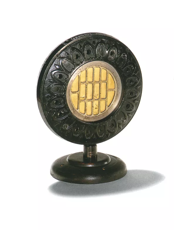 Microphone à charbon Gaumont, 1926